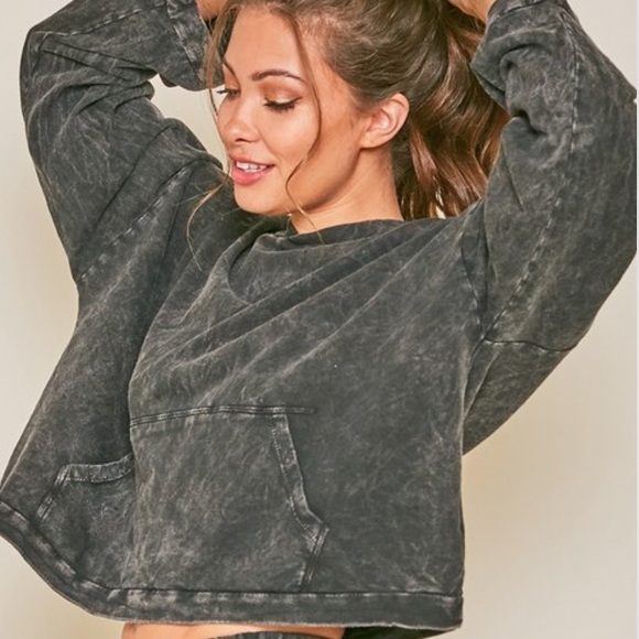 ✨ON SALE✨Legend Acid Wash Sweatshirt - Picture 5 of 5